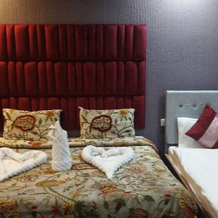 Hotel Shefaf Durgjan Esterno foto