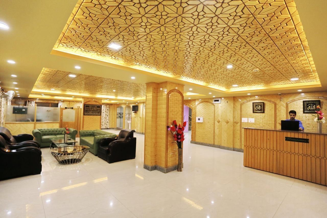 Hotel Shefaf Durgjan Esterno foto